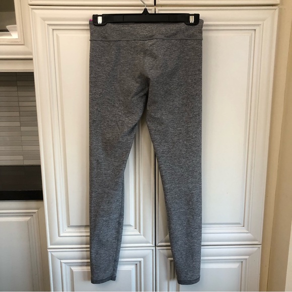 Reversible Ivivva by Lululemon girls leggings 🍋 - Picture 9 of 12